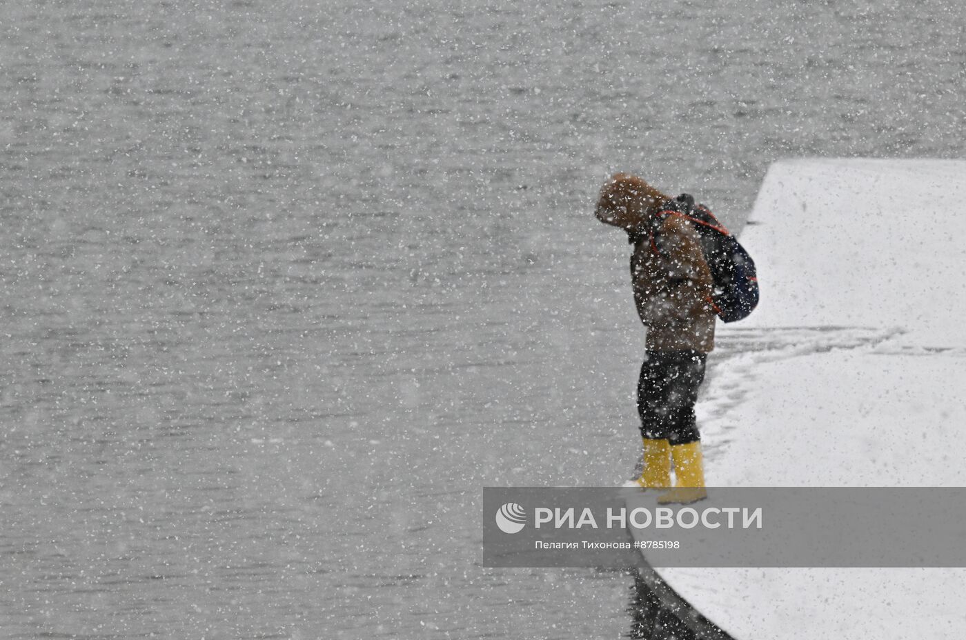 Первый снег в Москве