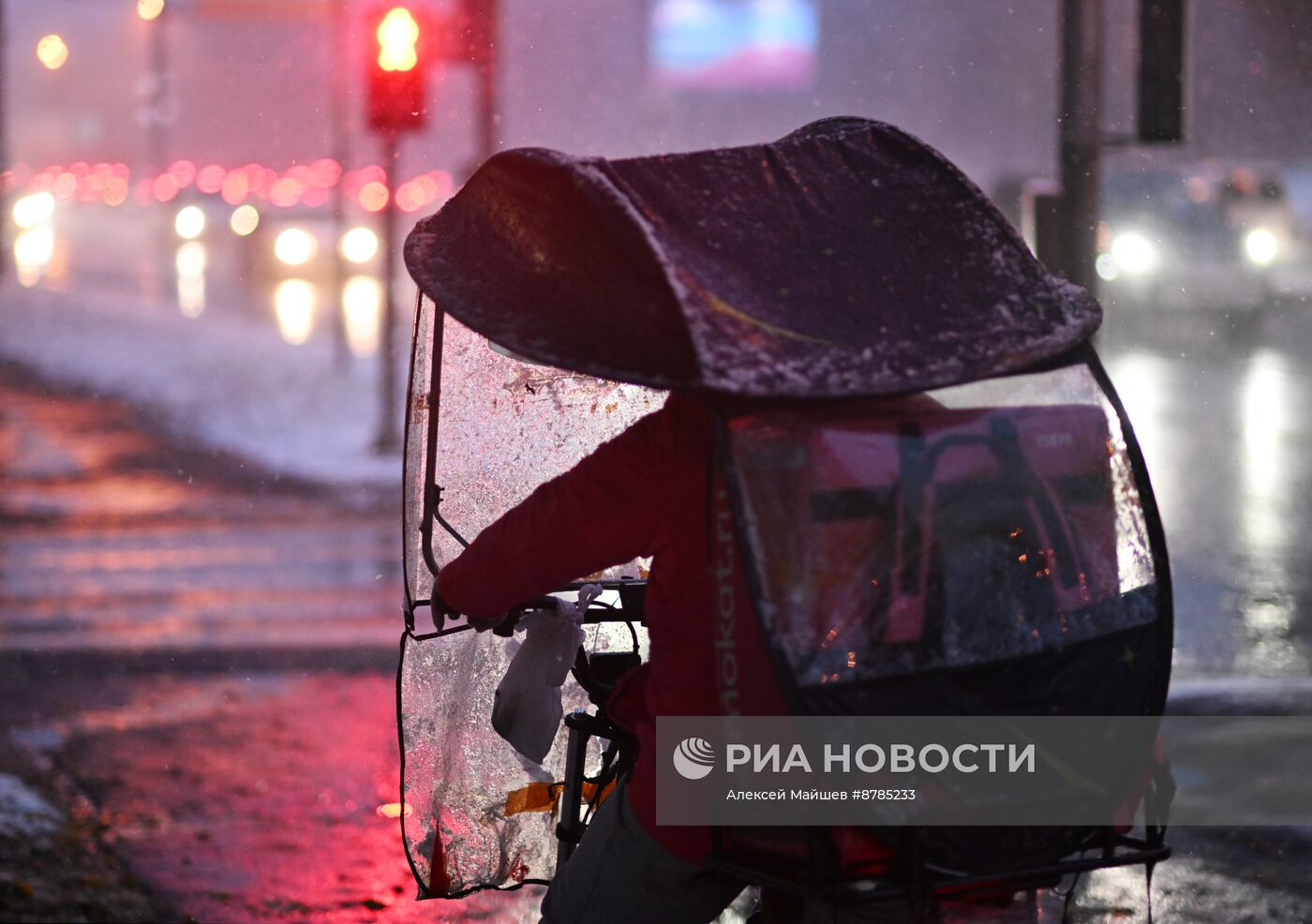 Первый снег в Москве