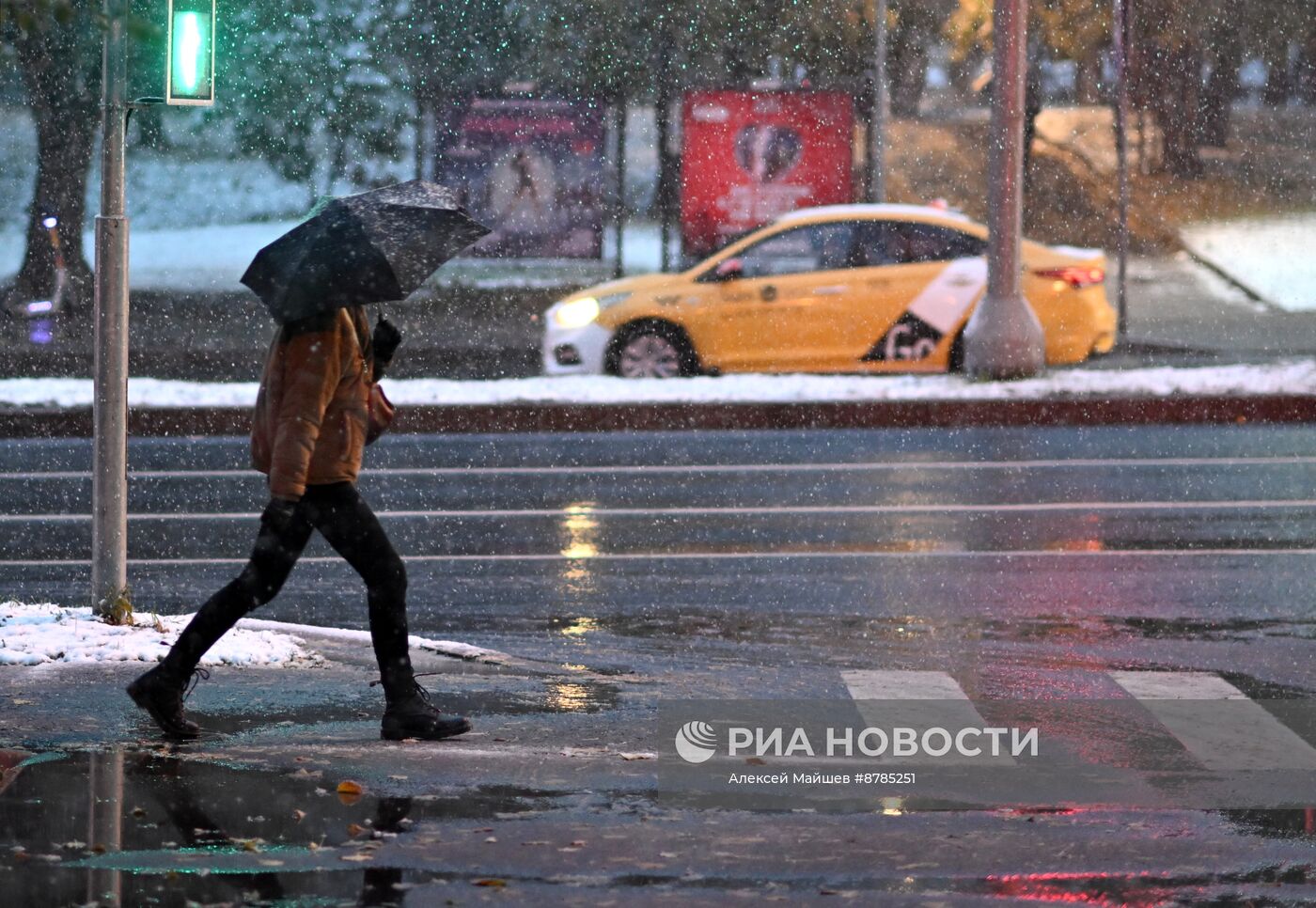 Первый снег в Москве