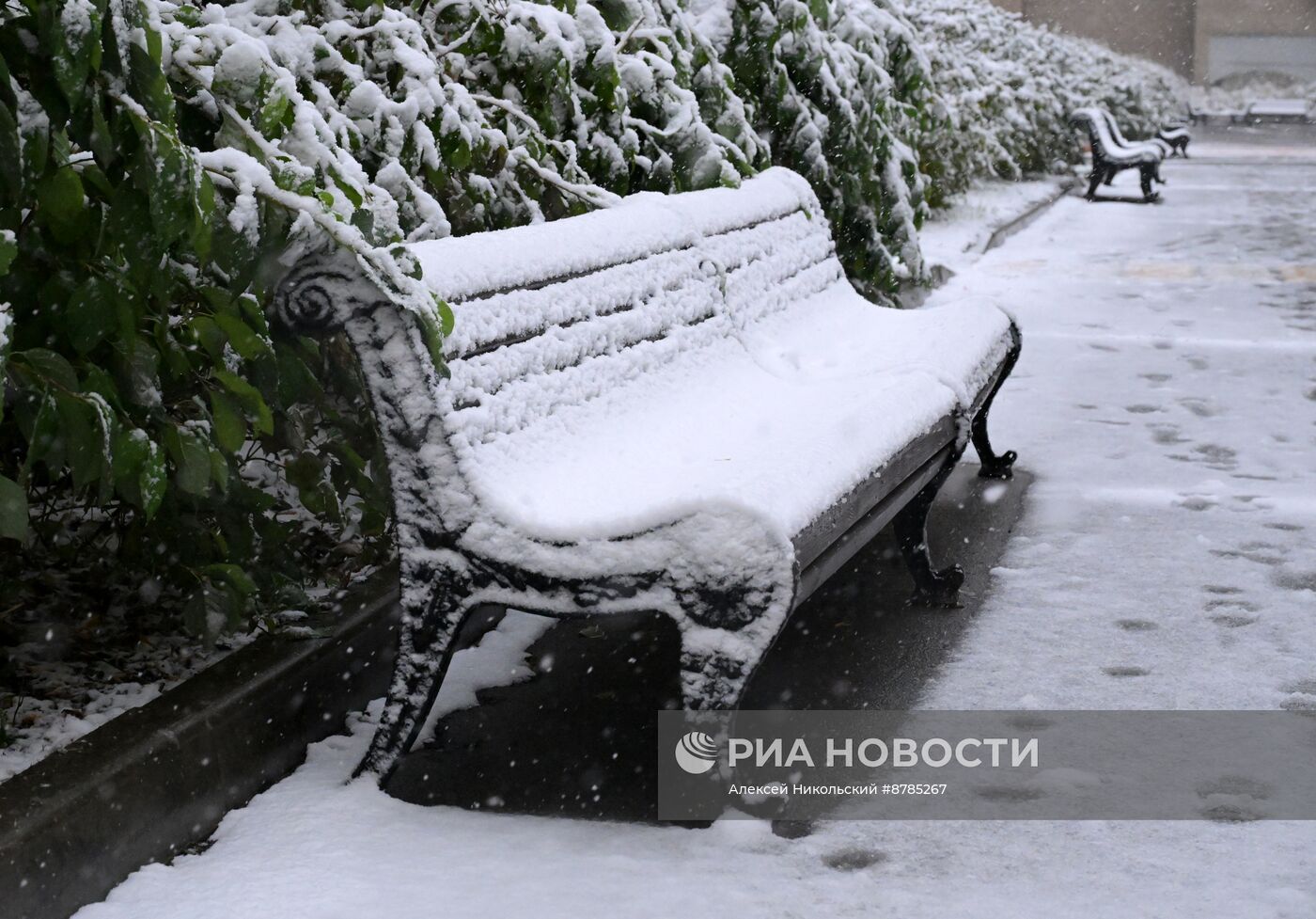 Первый снег в Москве