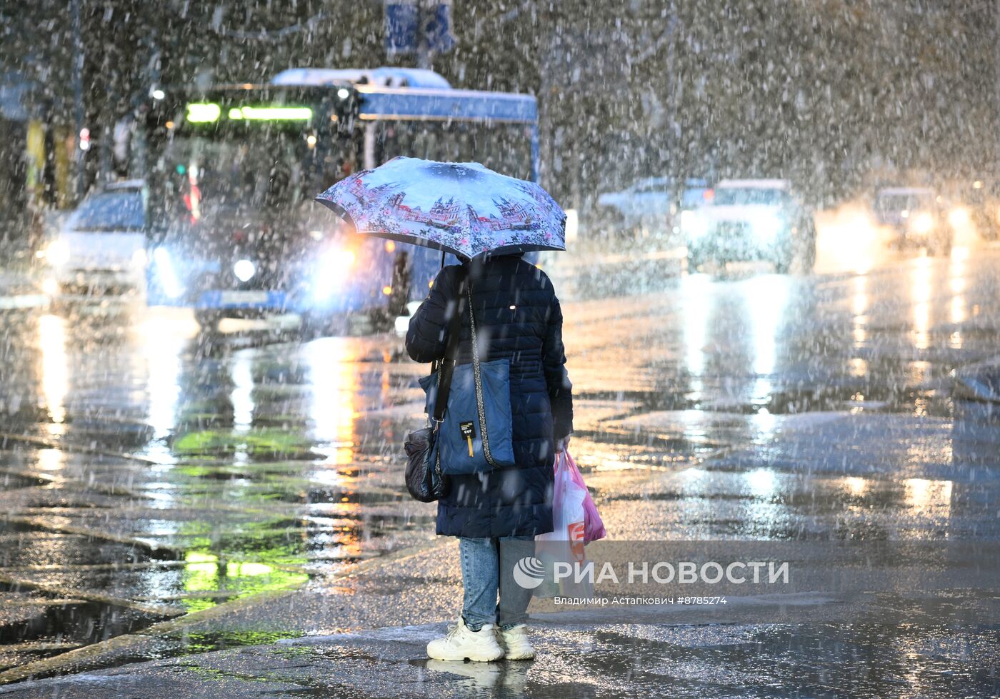 Первый снег в Москве