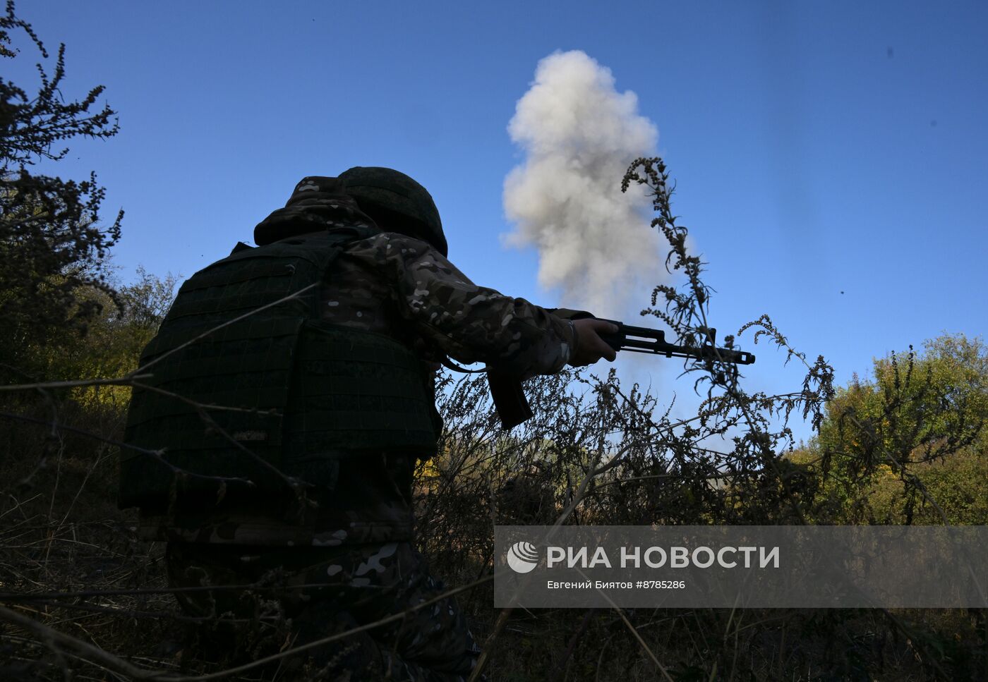 Занятия по минно-взрывному делу в инженерном подразделении ЦВО в ЛНР