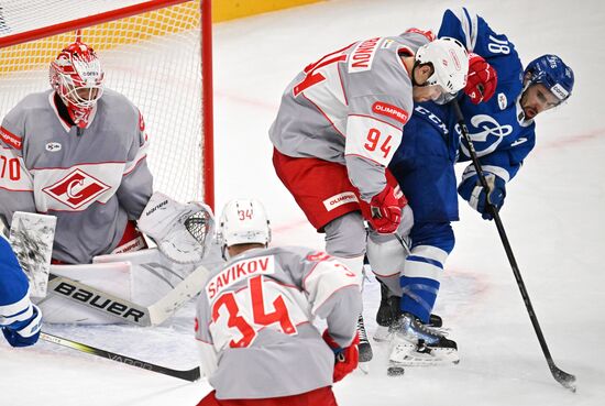 Хоккей. КХЛ. Матч "Динамо М" - "Спартак"