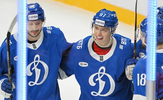 Хоккей. КХЛ. Матч "Динамо М" - "Спартак"