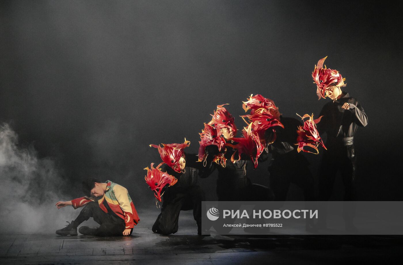 Cпектакль "Чудный мир гор и морей" в Санкт-Петербурге 