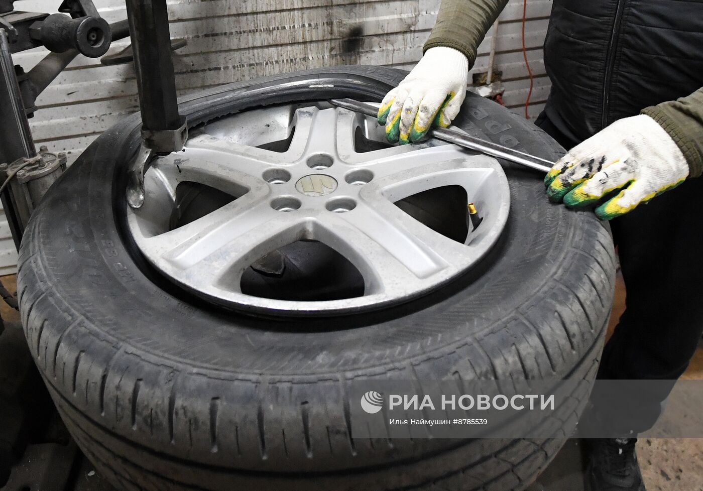 Работа шиномонтажной мастерской в Красноярске