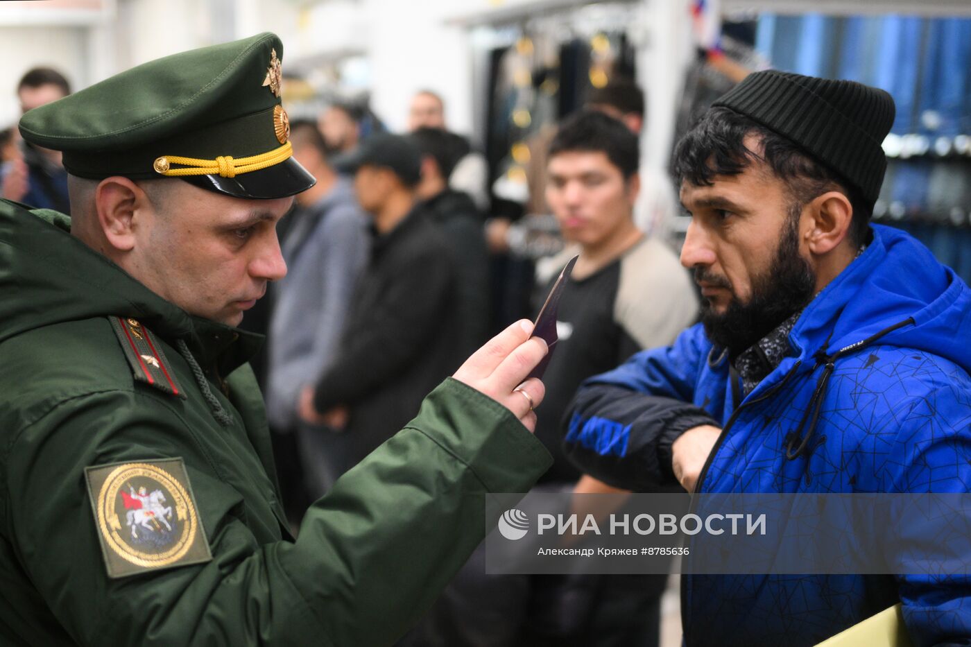 Рейд по выявлению нелегальных мигрантов в Новосибирске