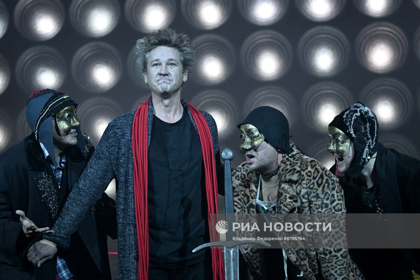 Спектакль "Гамлет" в театре "Ленком Марка Захарова" 