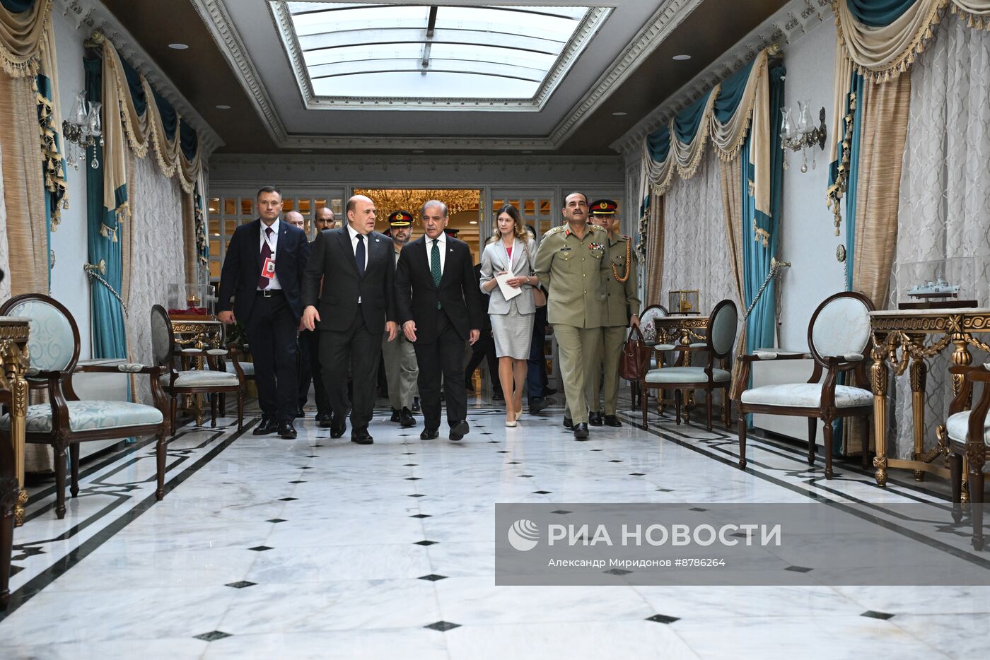 Премьер-министр Михаил Мишустин принял участие в заседании совета глав правительств ШОС