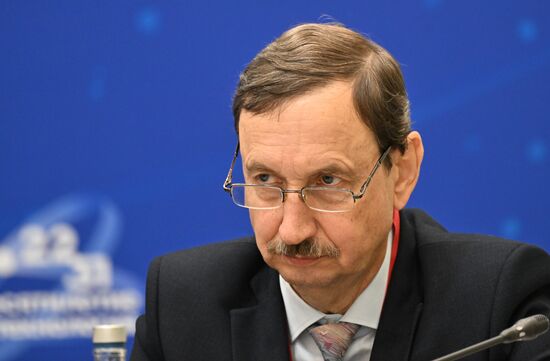 III КМУ-2023. Ямал в меняющейся Арктике: эксперименты для трансфера ...