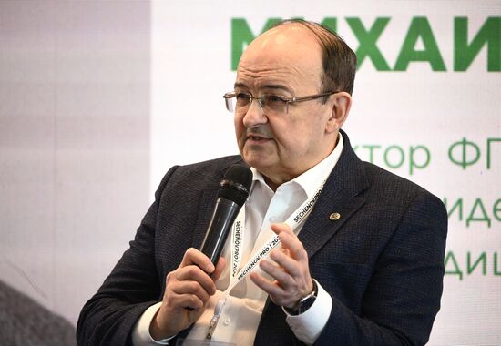 Выставка "Россия". Медицинский образовательный форум Sechenov.Pro ...