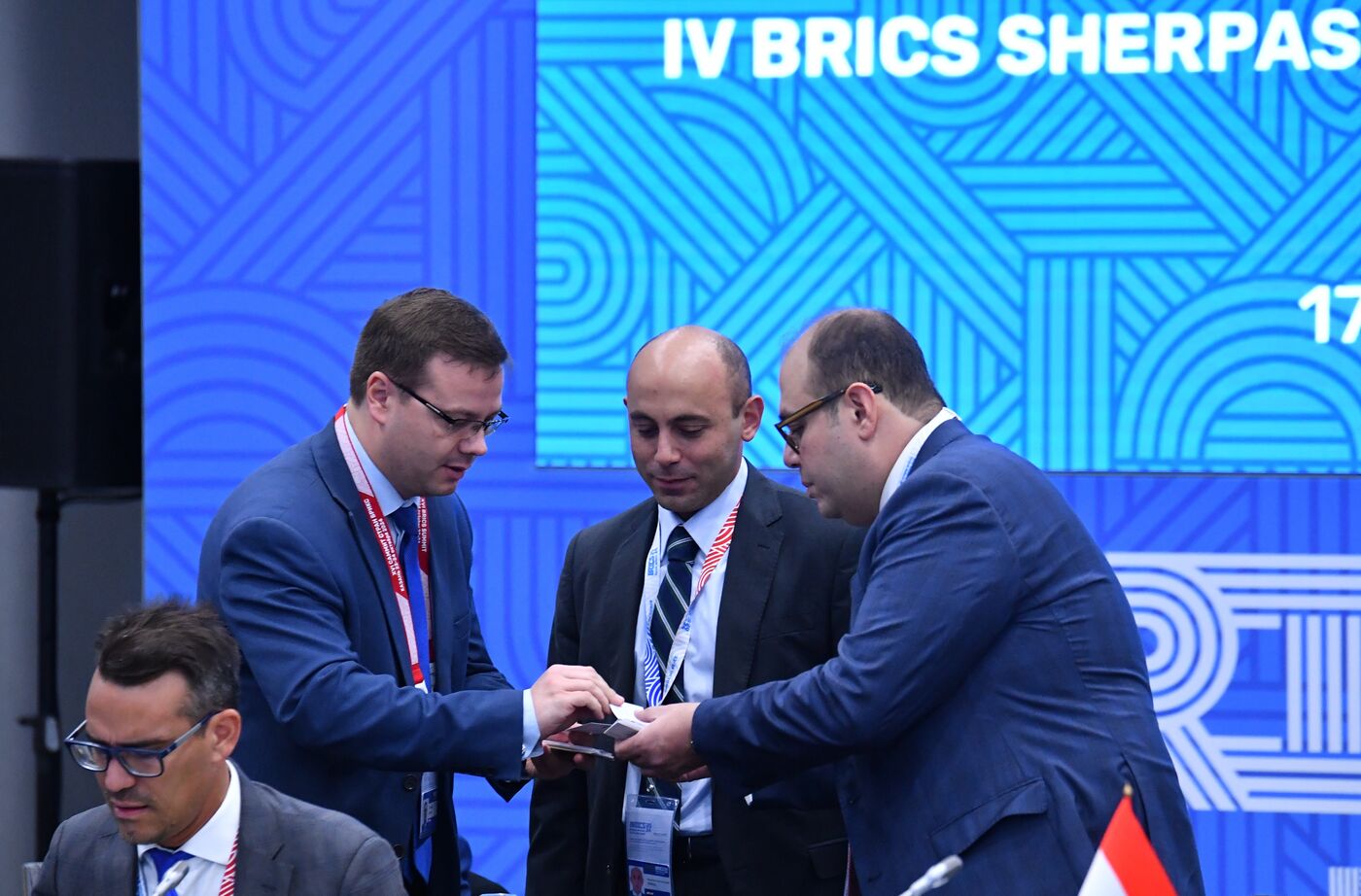 Заседание шерп/су-шерп стран БРИКС 