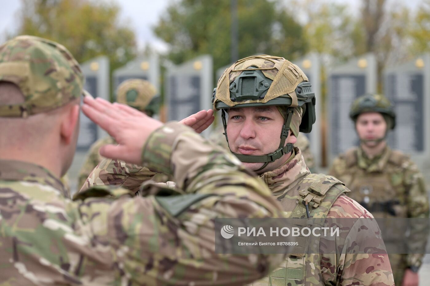 Награждение военнослужащих группировки "Центр" в день военного связиста