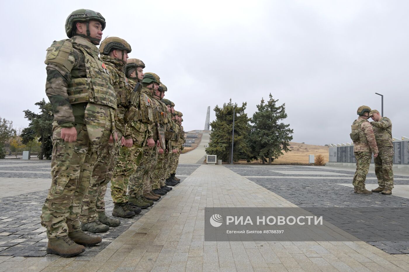 Награждение военнослужащих группировки "Центр" в день военного связиста