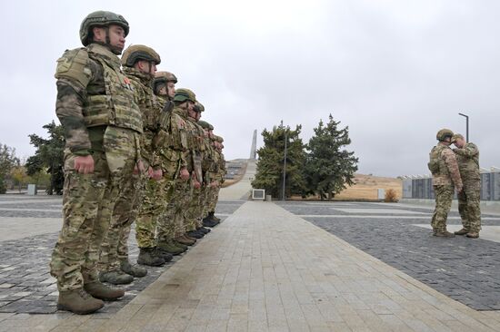 Награждение военнослужащих группировки "Центр" в день военного связиста