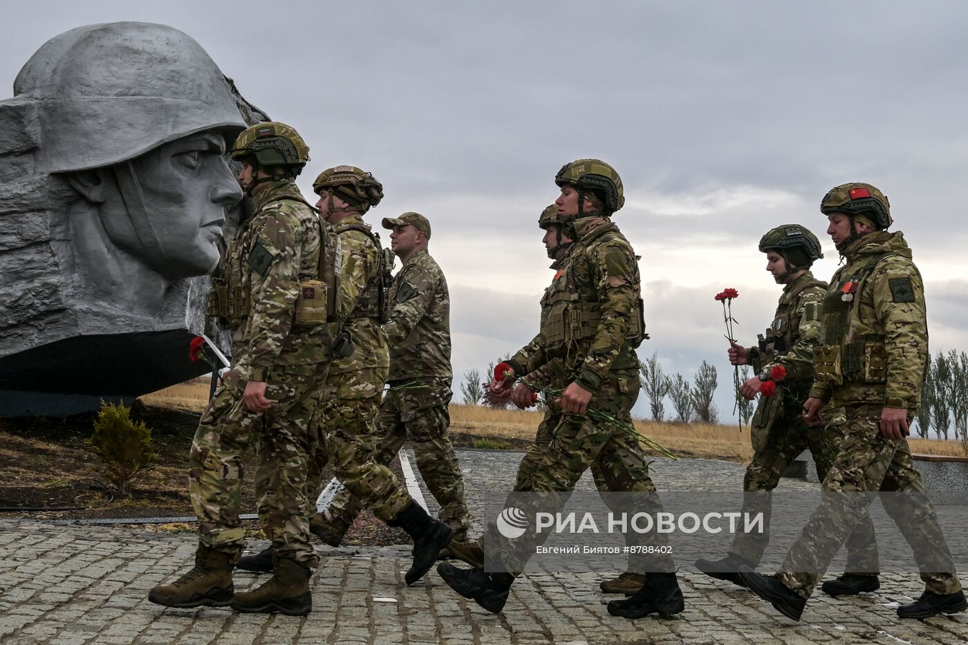 Награждение военнослужащих группировки "Центр" в день военного связиста