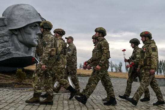 Награждение военнослужащих группировки "Центр" в день военного связиста