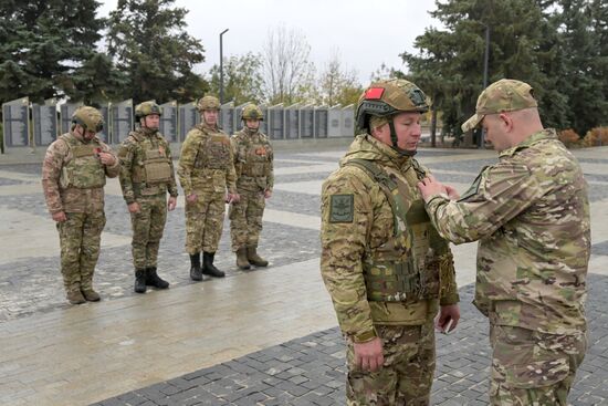 Награждение военнослужащих группировки "Центр" в день военного связиста