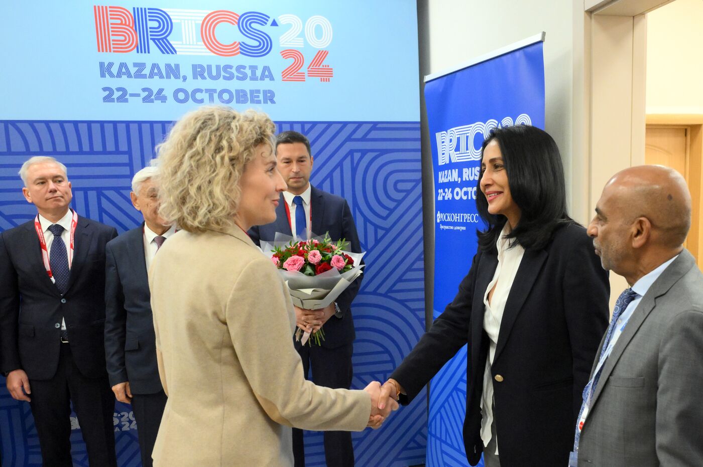 XVI саммит БРИКС. Прилет первого заместителя министра иностранных дел Шри-Ланки Аруни Виджевардане