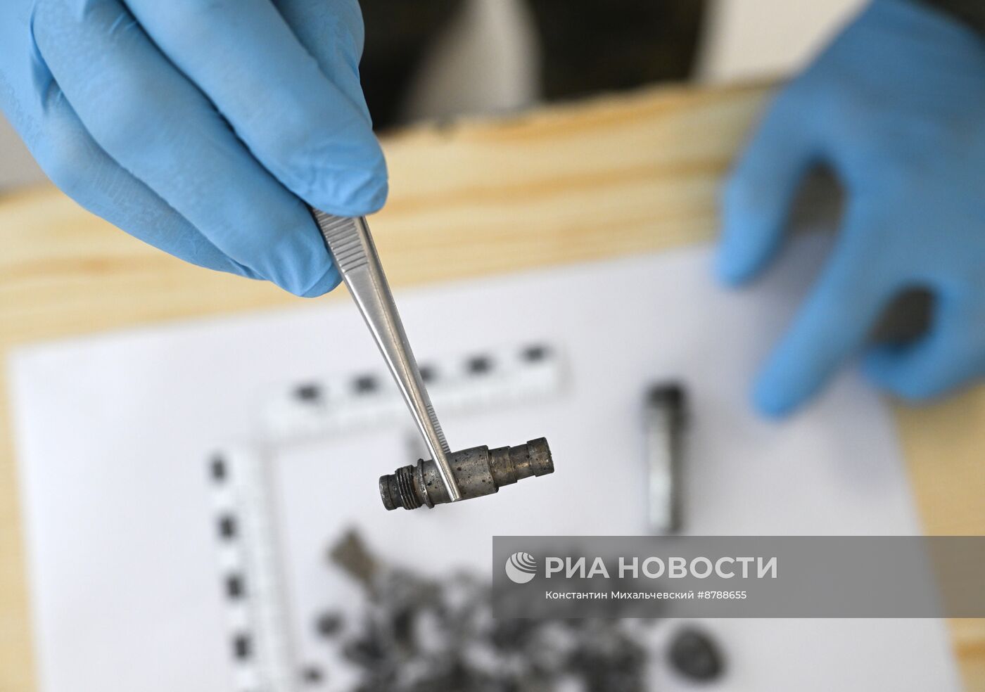 Работа экспертов-криминалистов СУ СК в Запорожской области