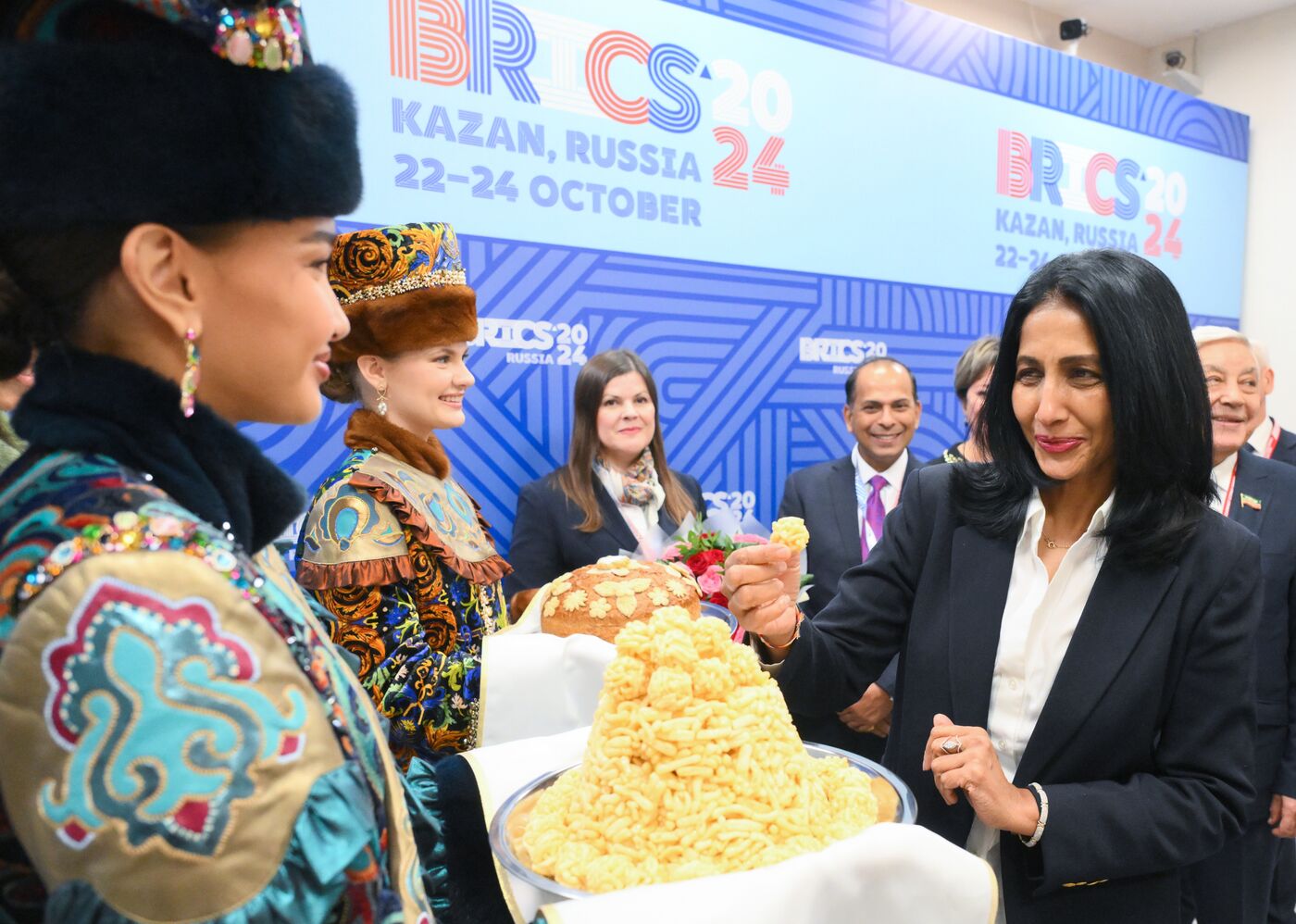 XVI саммит БРИКС. Прилет первого заместителя министра иностранных дел Шри-Ланки Аруни Виджевардане