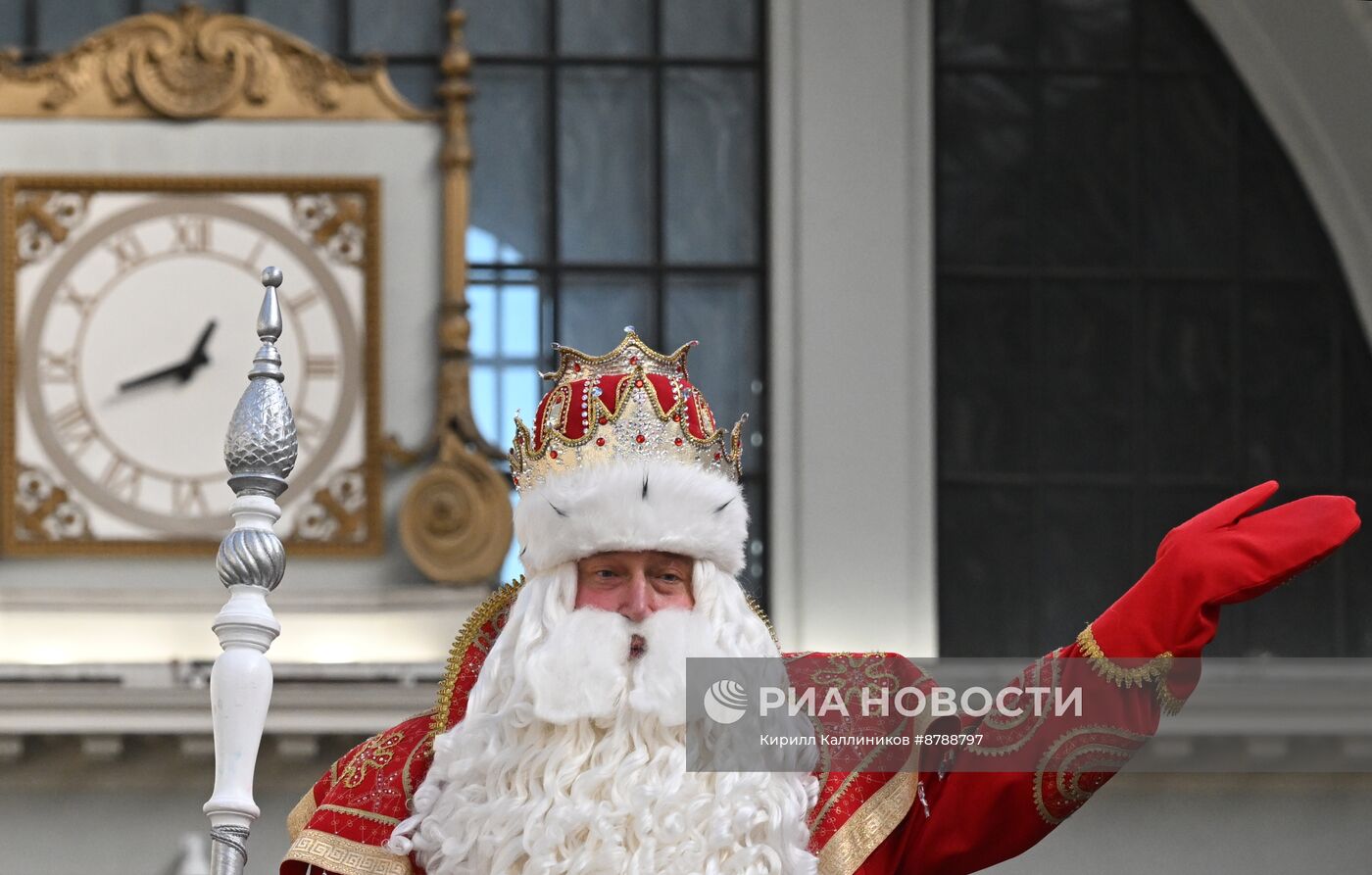 Презентация "Поезда Деда Мороза"