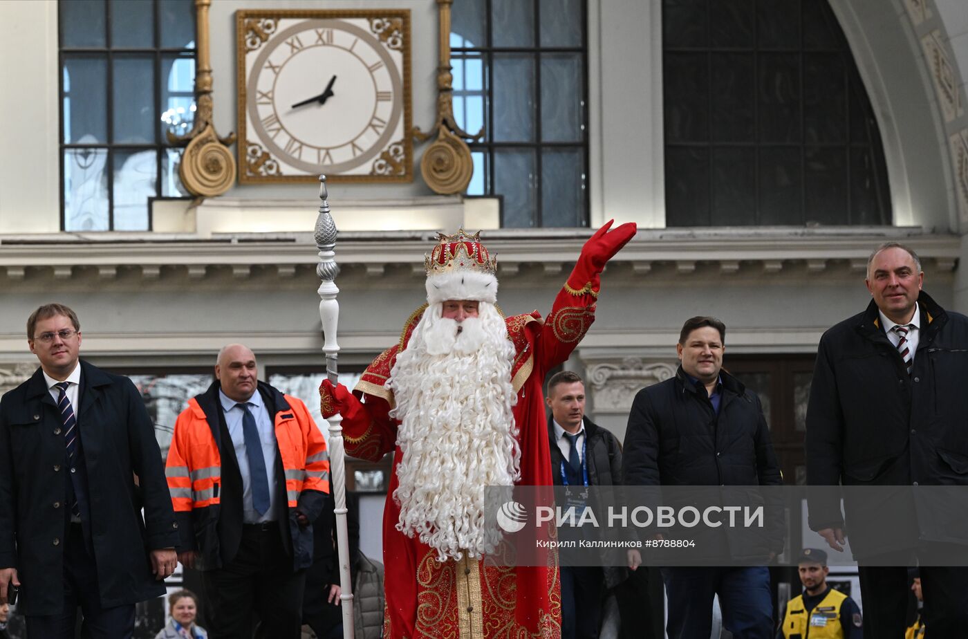 Презентация "Поезда Деда Мороза"