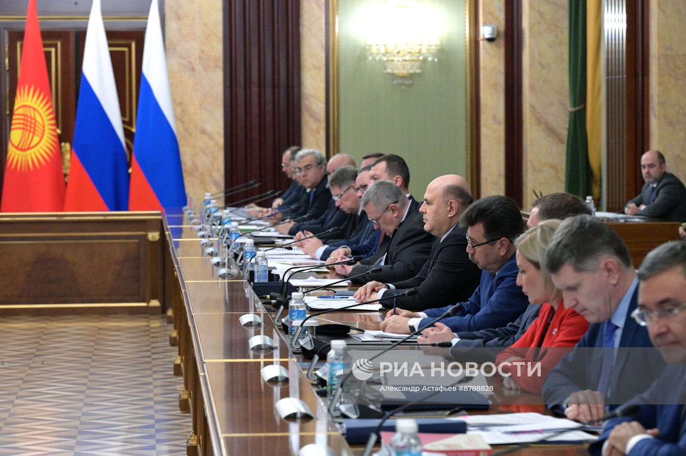 Премьер-министр Михаил Мишустин провел российско-киргизские переговоры