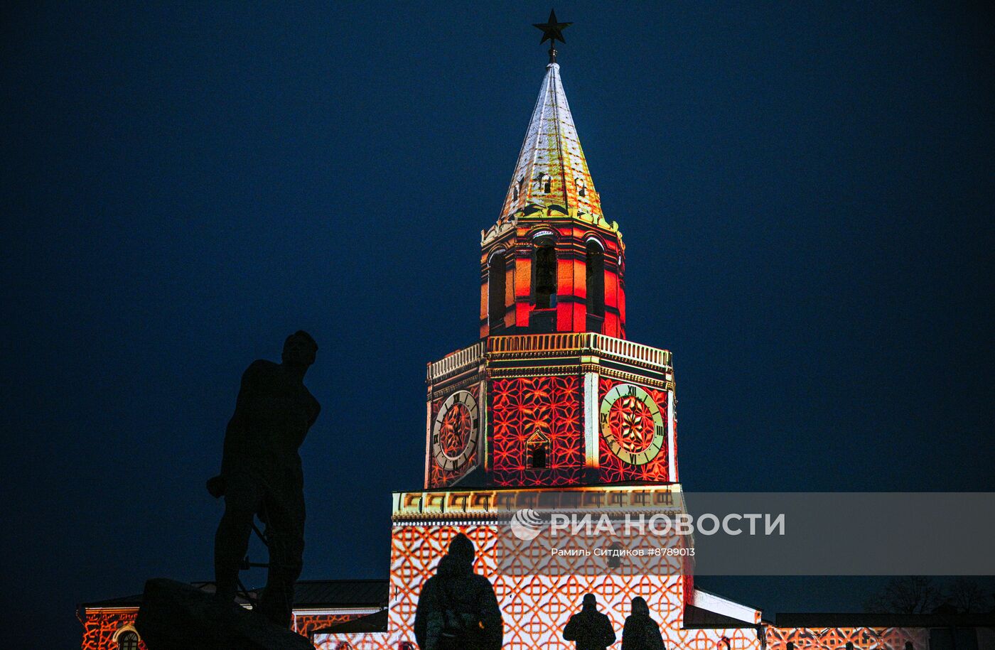 XVI саммит БРИКС. Световое шоу на стенах Казанского Кремля