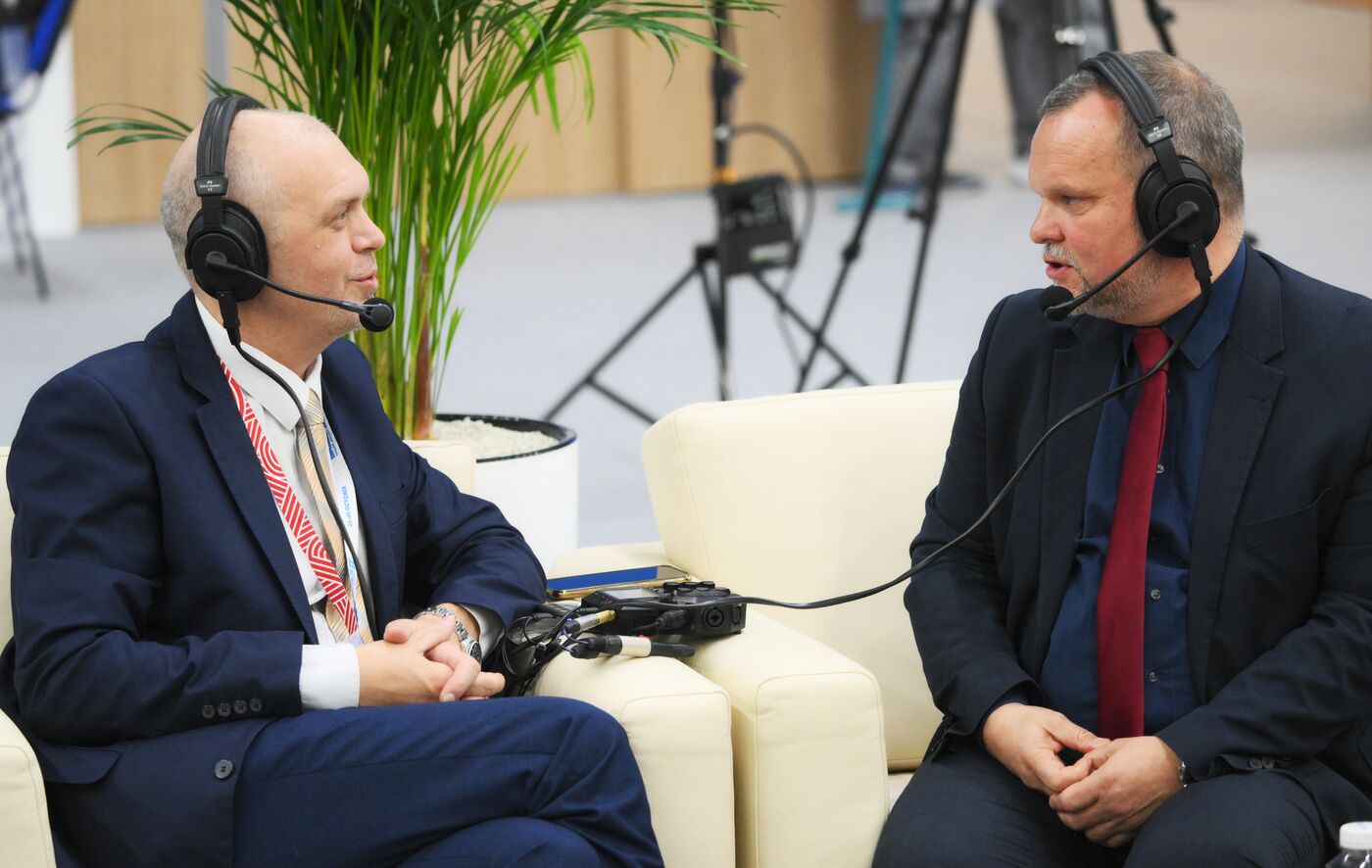 XVI саммит БРИКС. Работа форума