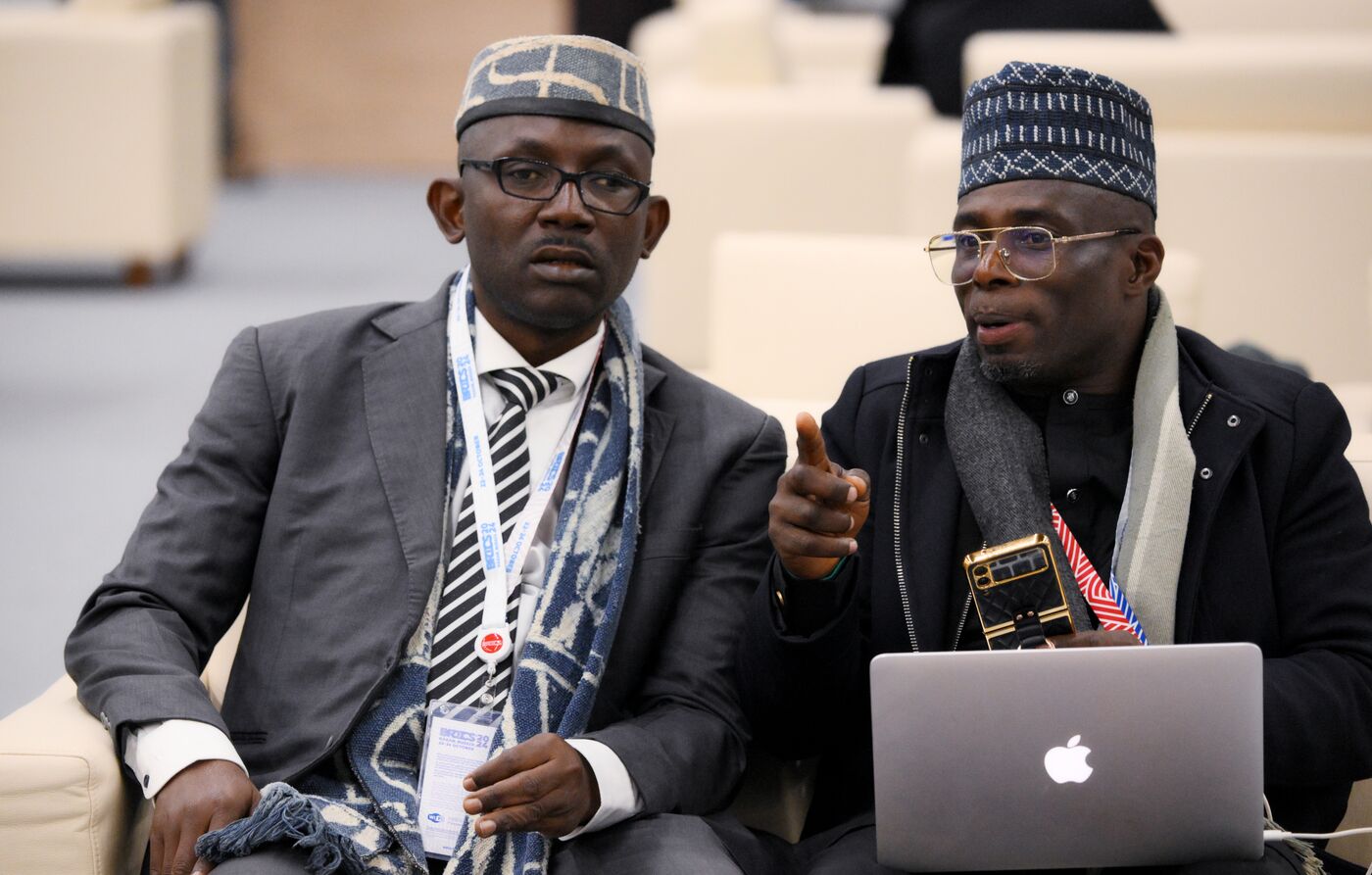 XVI саммит БРИКС. Работа форума