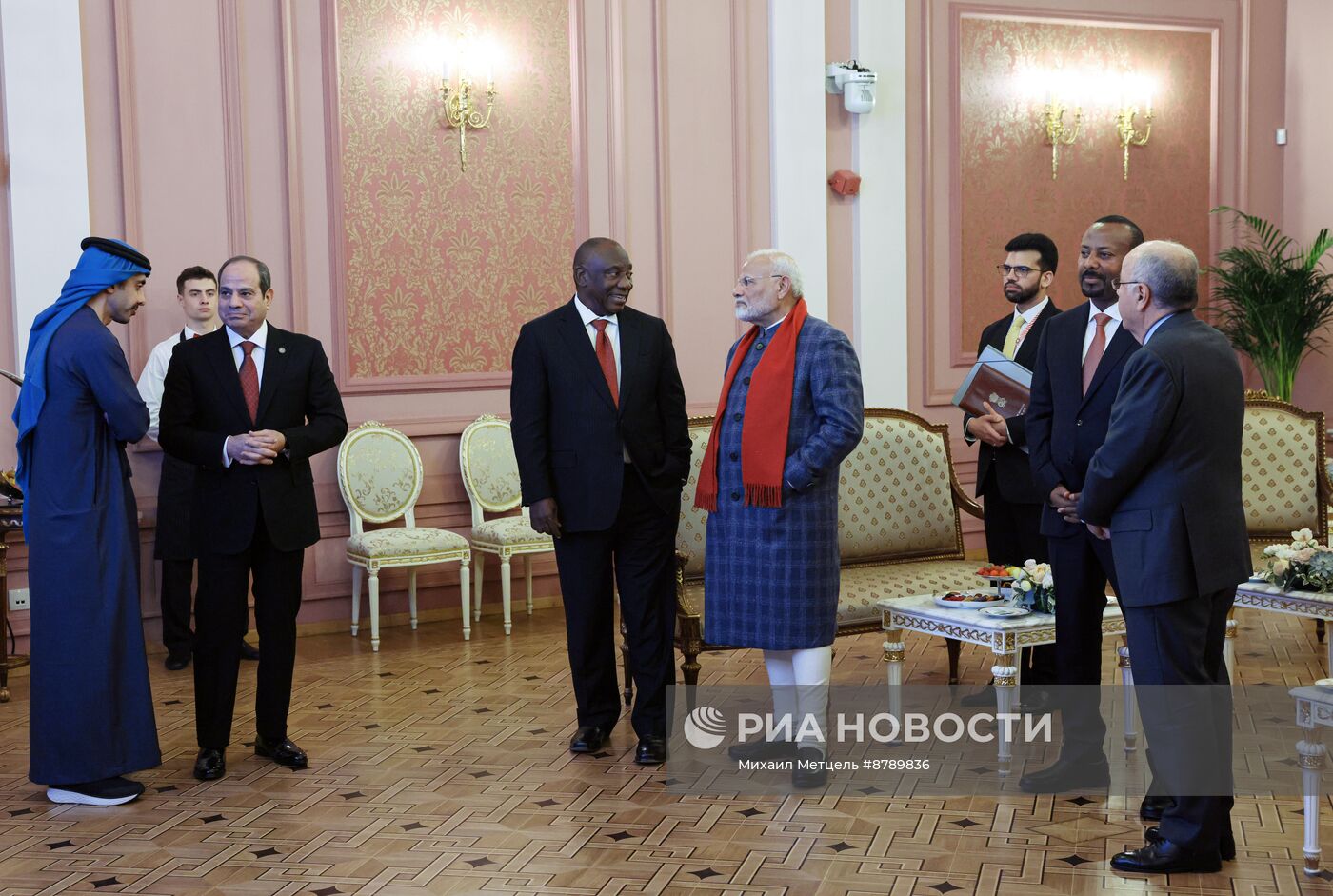 XVI саммит БРИКС. Неформальный обед глав делегаций стран БРИКС