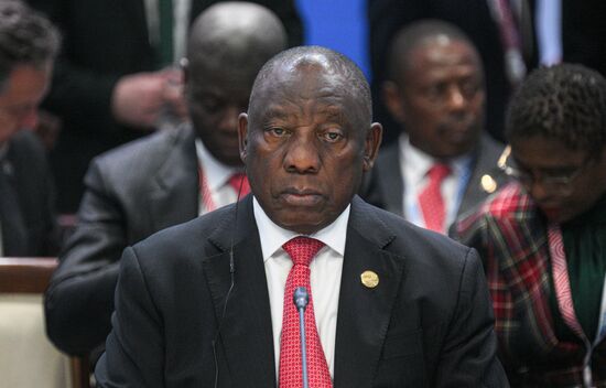 XVI саммит БРИКС. Заседание глав делегаций стран БРИКС в узком составе