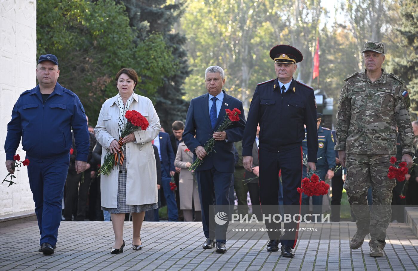Возложение цветов ко Дню освобождения города Мелитополь