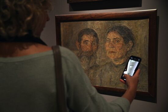 Выставка "Новое общество художников" 