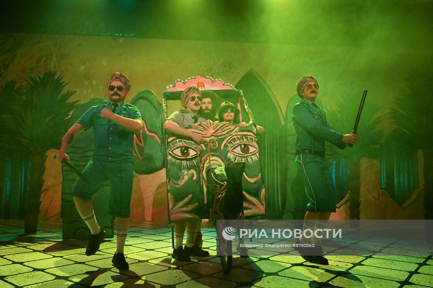 Спектакль "Морж, учитель и поэт" в МХТ им. А.П. Чехова 