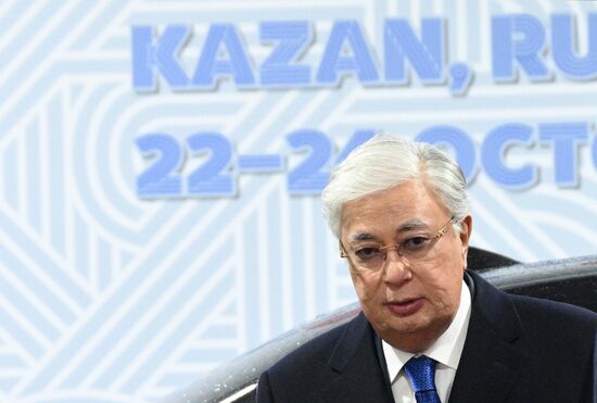 XVI саммит БРИКС. Прибытие глав делегаций стран БРИКС на торжественный прием