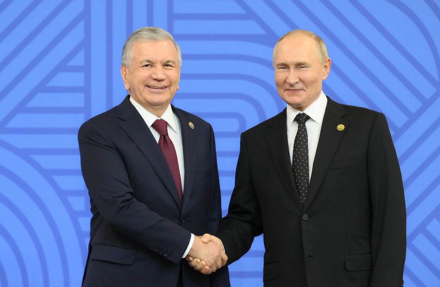 XVI саммит БРИКС. Церемония официальной встречи президентом РФ В. Путиным глав делегаций стран БРИКС