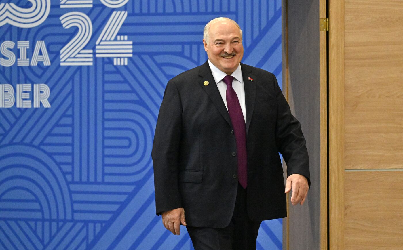 XVI саммит БРИКС. Церемония официальной встречи президентом РФ В. Путиным глав делегаций стран БРИКС