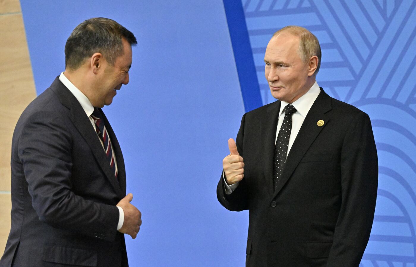 XVI саммит БРИКС. Церемония официальной встречи президентом РФ В. Путиным глав делегаций стран БРИКС