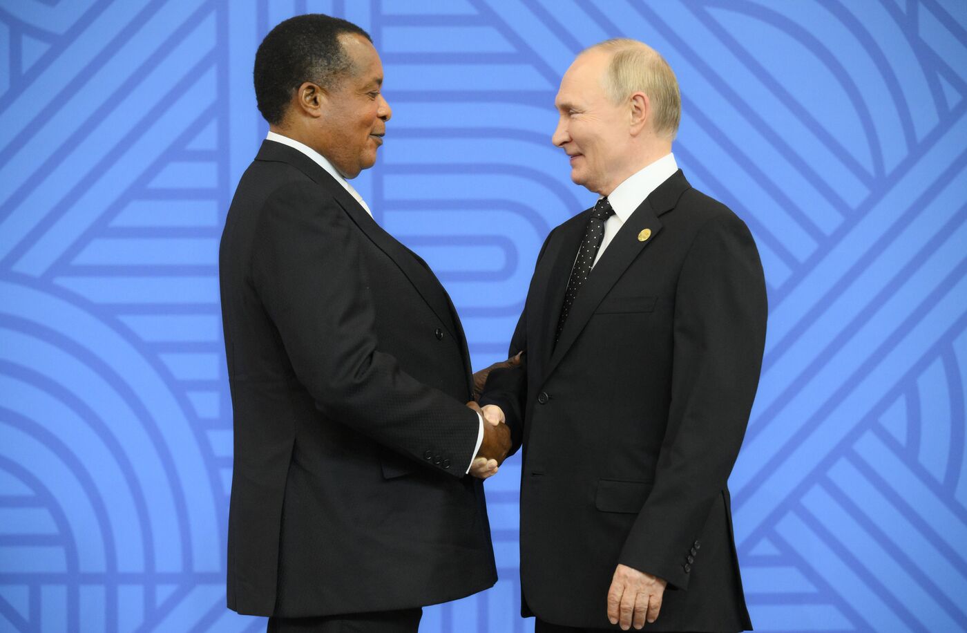 XVI саммит БРИКС. Церемония официальной встречи президентом РФ В. Путиным глав делегаций стран БРИКС