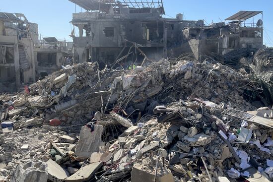 Последствия удара израильской авиации по центру Бейрута