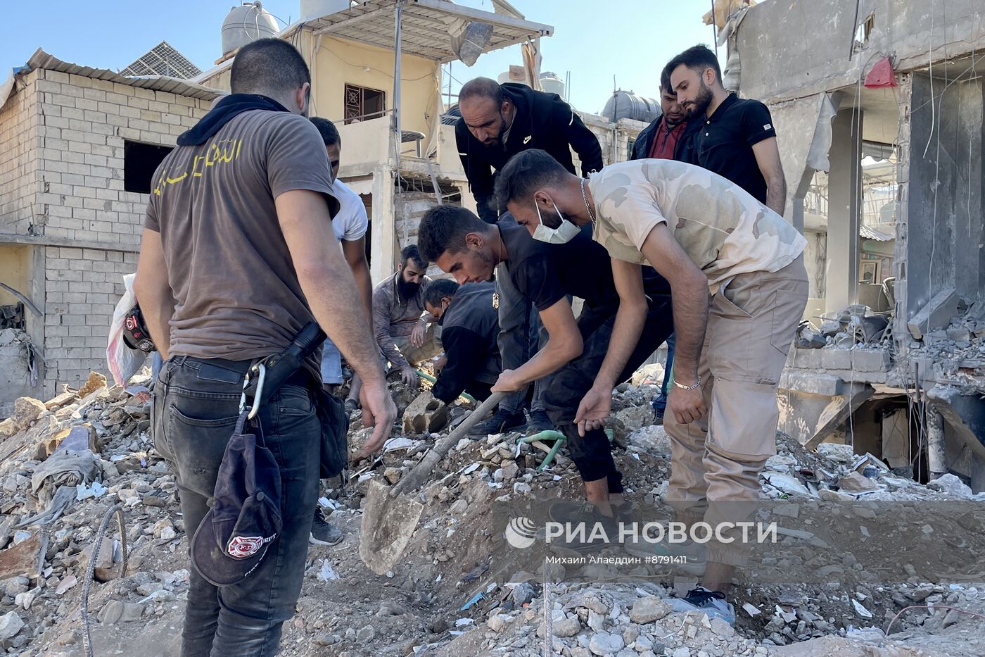 Последствия удара израильской авиации по центру Бейрута