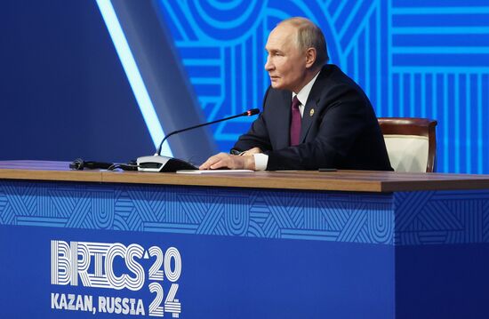 XVI саммит БРИКС. Пресс-конференция президента РФ Владимира Путина