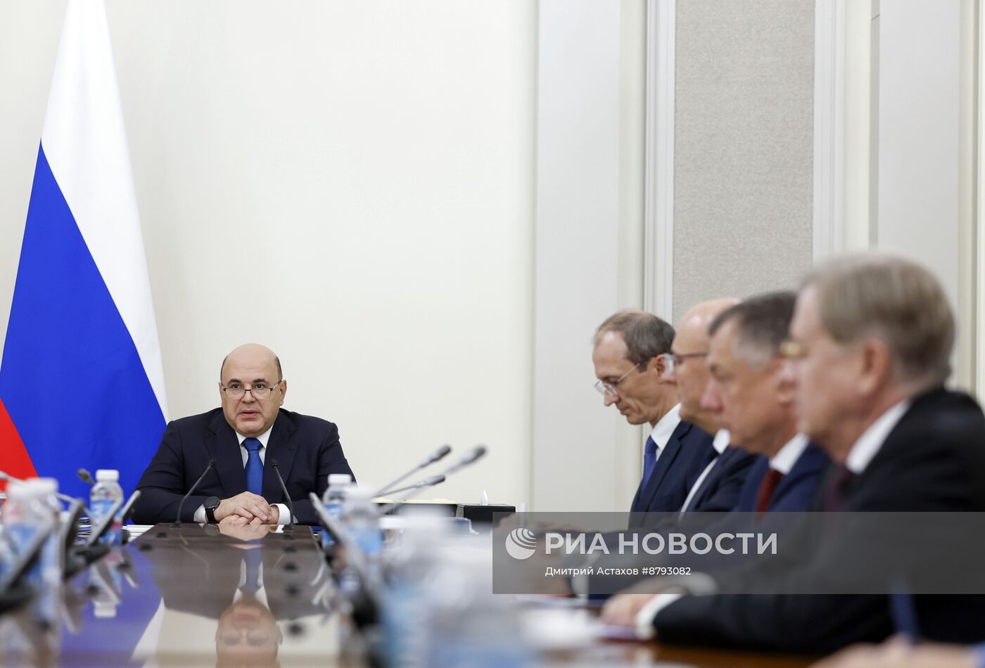 Премьер-министр Михаил Мишустин провел совещание с вице-премьерами РФ