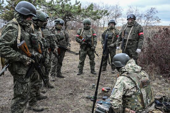 Подготовка новобранцев 1430 гвардейского полка на Запорожском направлении