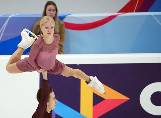 Фигурное катание. Гран-при России. Первый этап. Пары. Произвольная программа