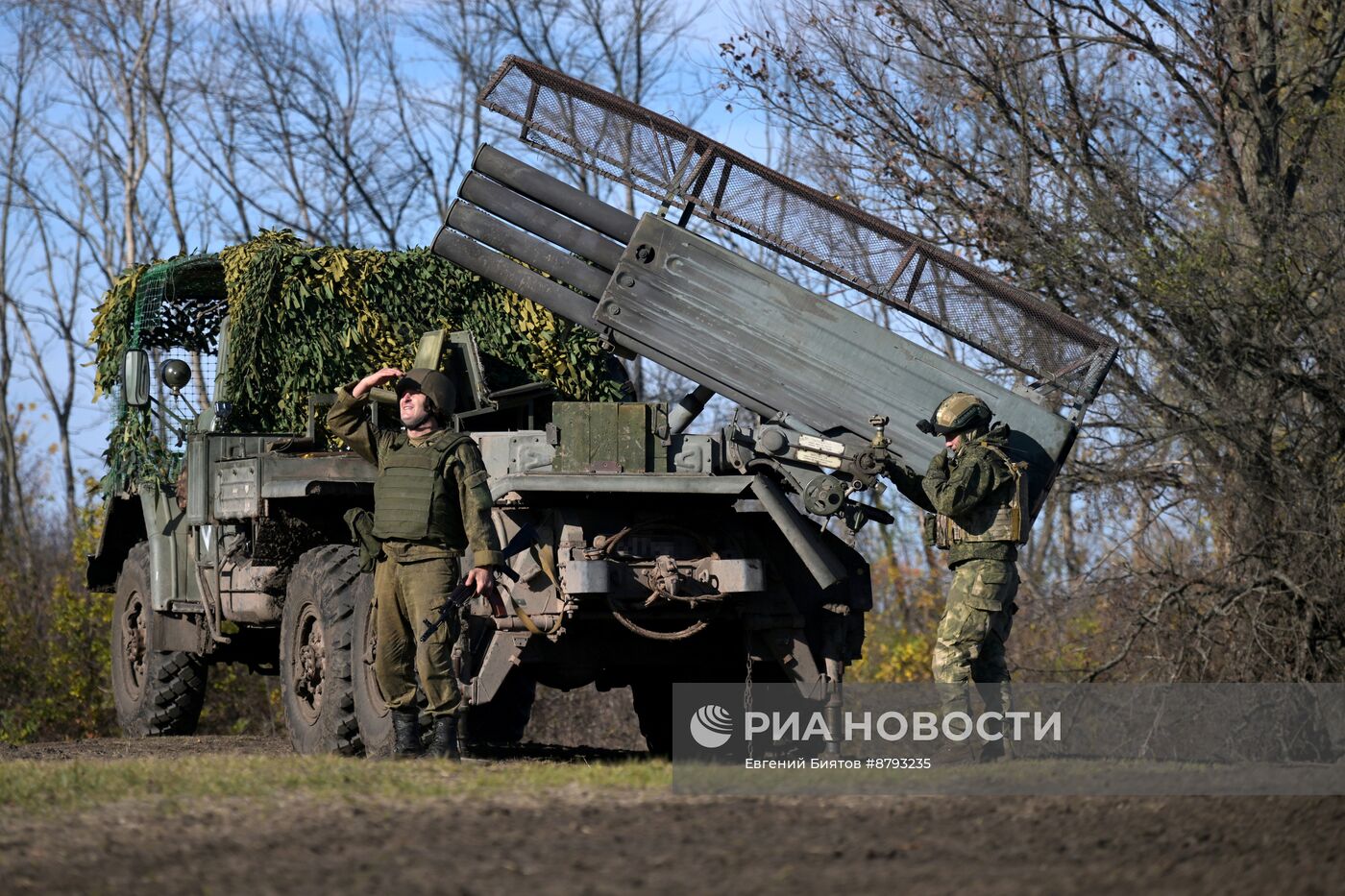 Боевая работа РСЗО "Град-1" 25 общевойсковой армии группировки войск Запад на Краснолиманском участке фронта в ЛНР