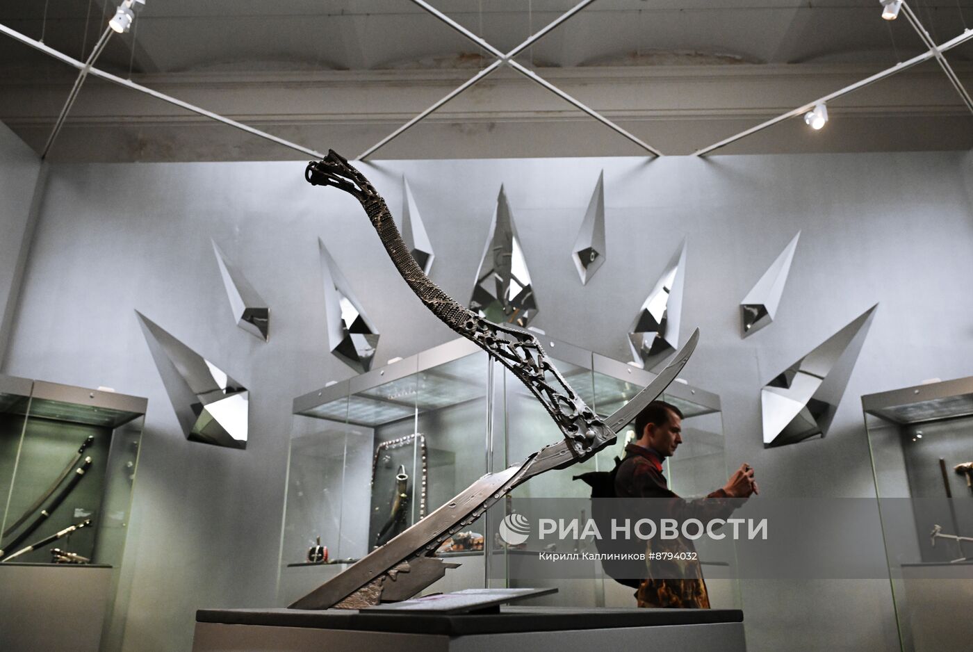 Выставка "Россия Любовь моя! Искусство ювелиров России. XIX-XXI век"