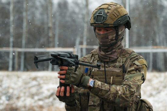 Подготовка разведчиков в Новосибирском высшем военном командном училище